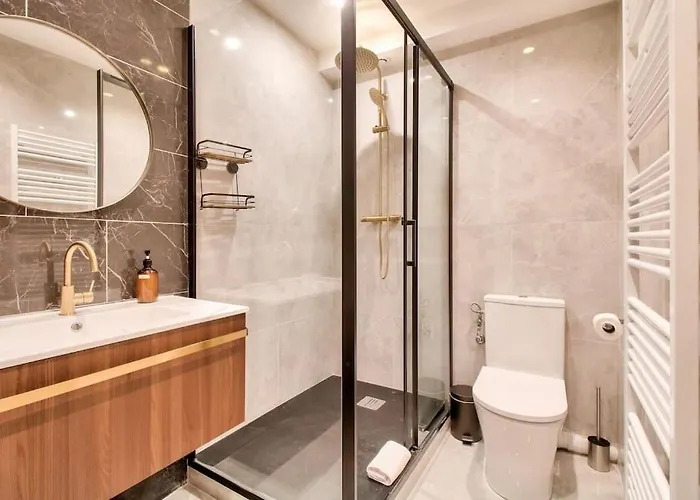 Cozy Heart Historic *