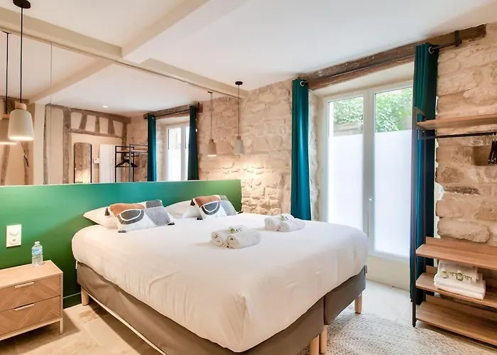 Cozy Heart Historic * Париж